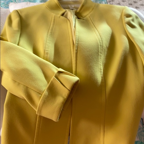 Blazers - Picture 2 of 4